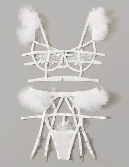 Conjunto Blanco De Lencería Strappy Con Plumas